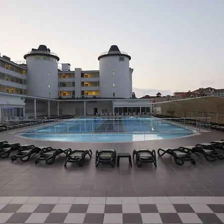Palmet Kiris Resort 4*