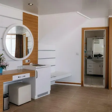 Отель Palmet Kiris Resort Анталья