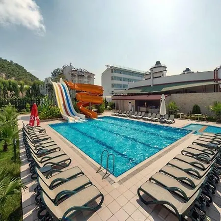 酒店 Palmet Kiris Resort 4*